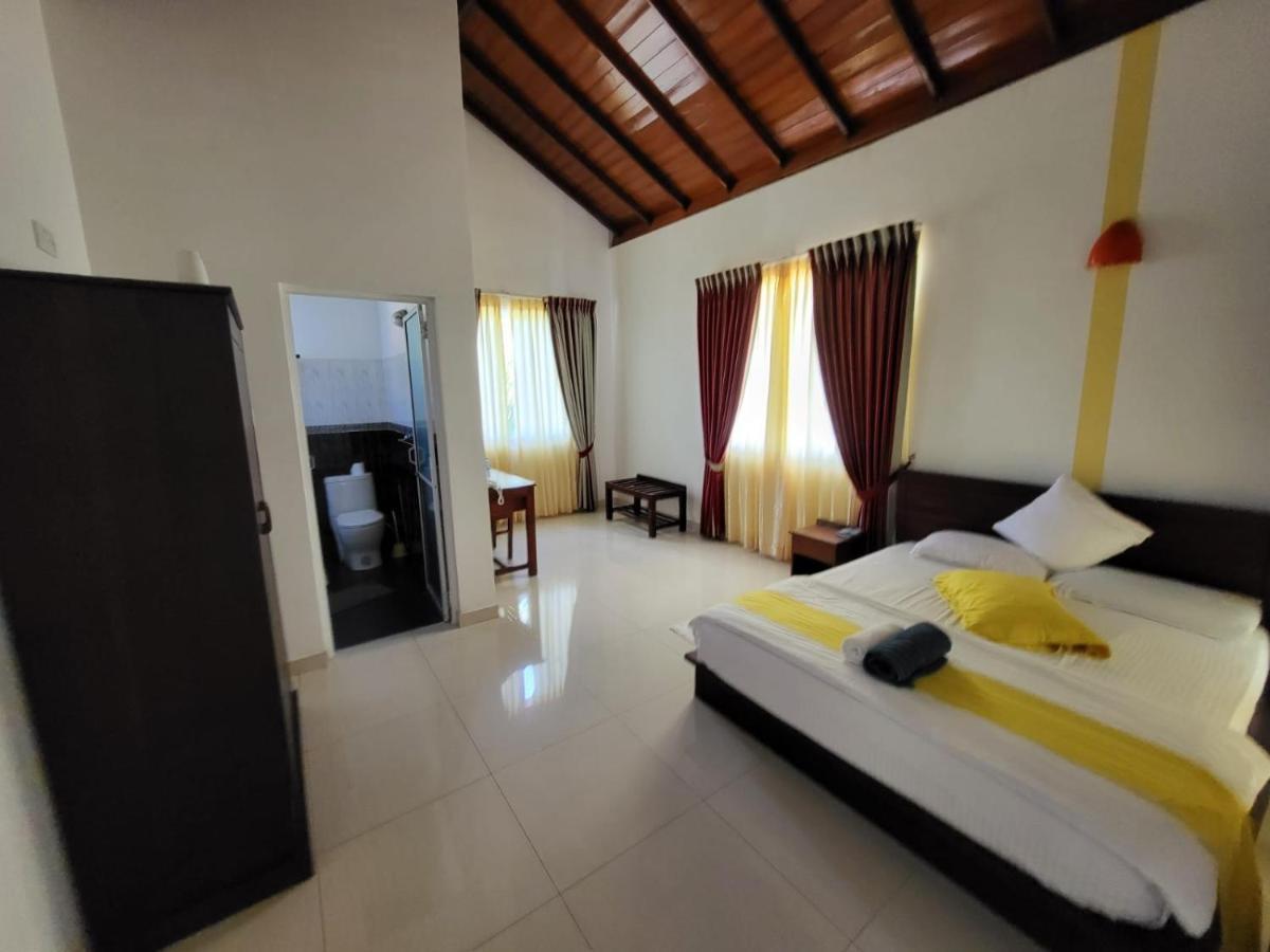 Rainbow Lagoon Resort Negombo Eksteriør billede